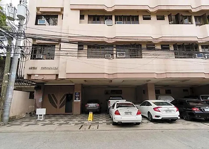 Bryan Makati Near Airport Манила