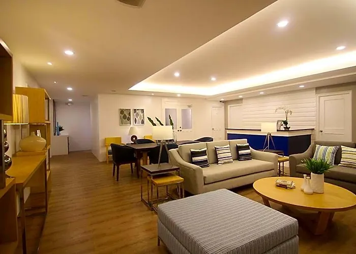 Bryan Makati Near Airport 4*