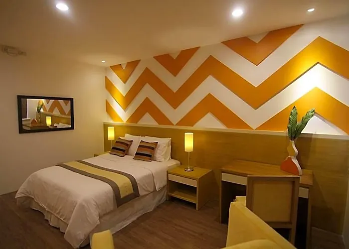 Bryan Makati Near Airport Отель 4*